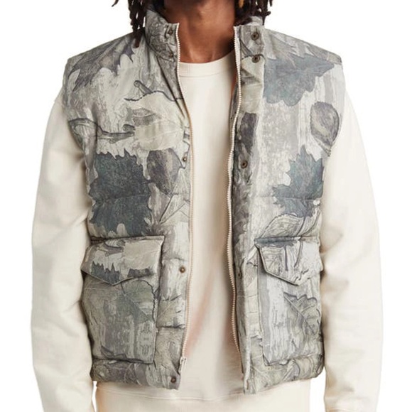Elwood Puffer Vest In Real Camo - Picture 1 of 4